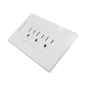 Toma eléctrica triple